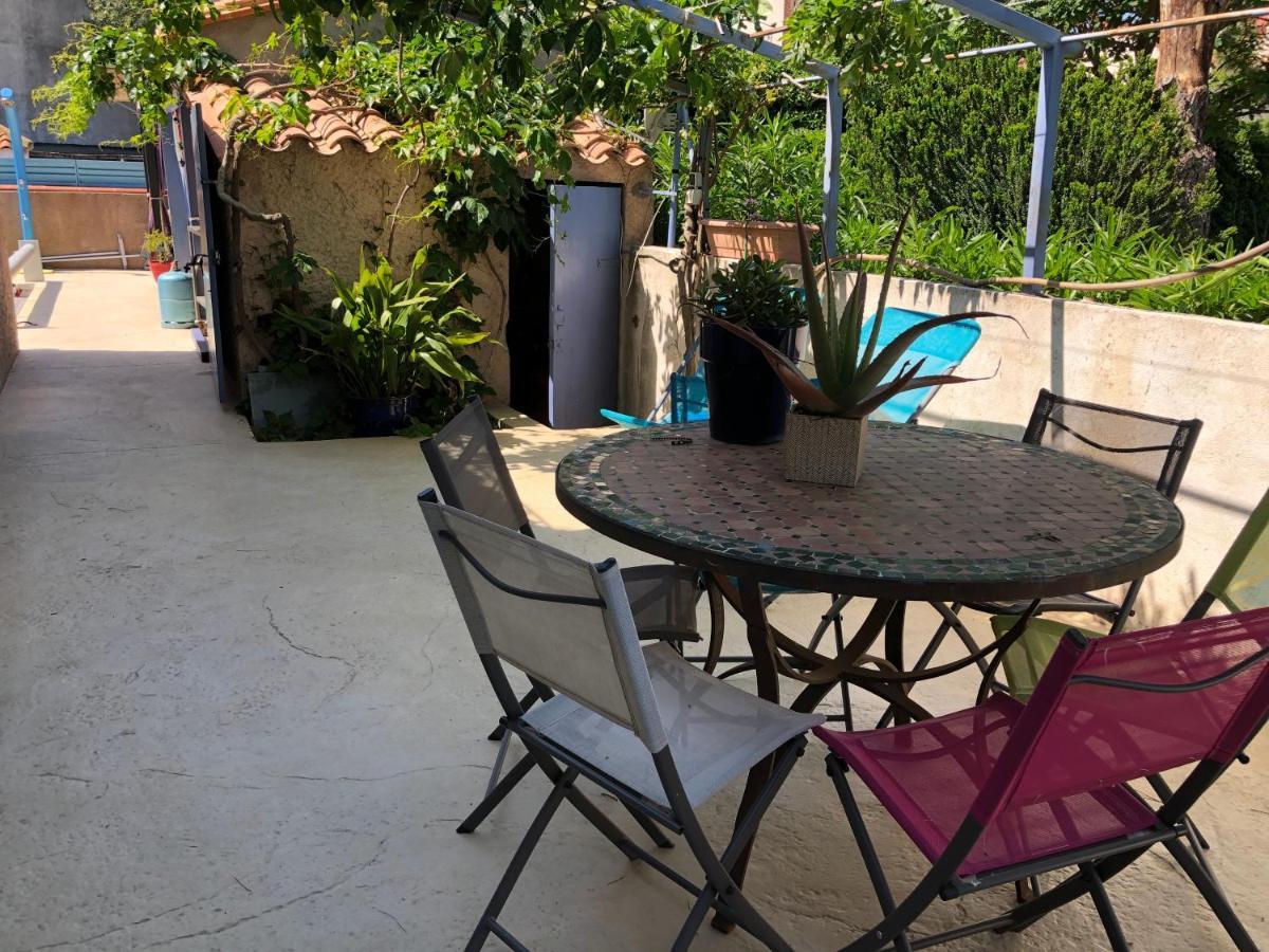 Chambres Table D'Hotes Carpe Diem Villeneuve-la-Riviere Exterior photo